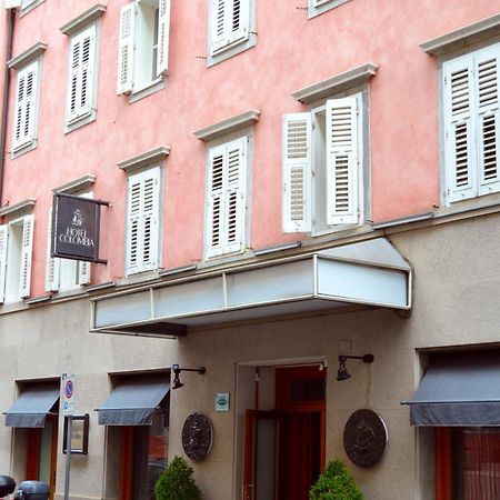 Hotel Colombia Триест Экстерьер фото